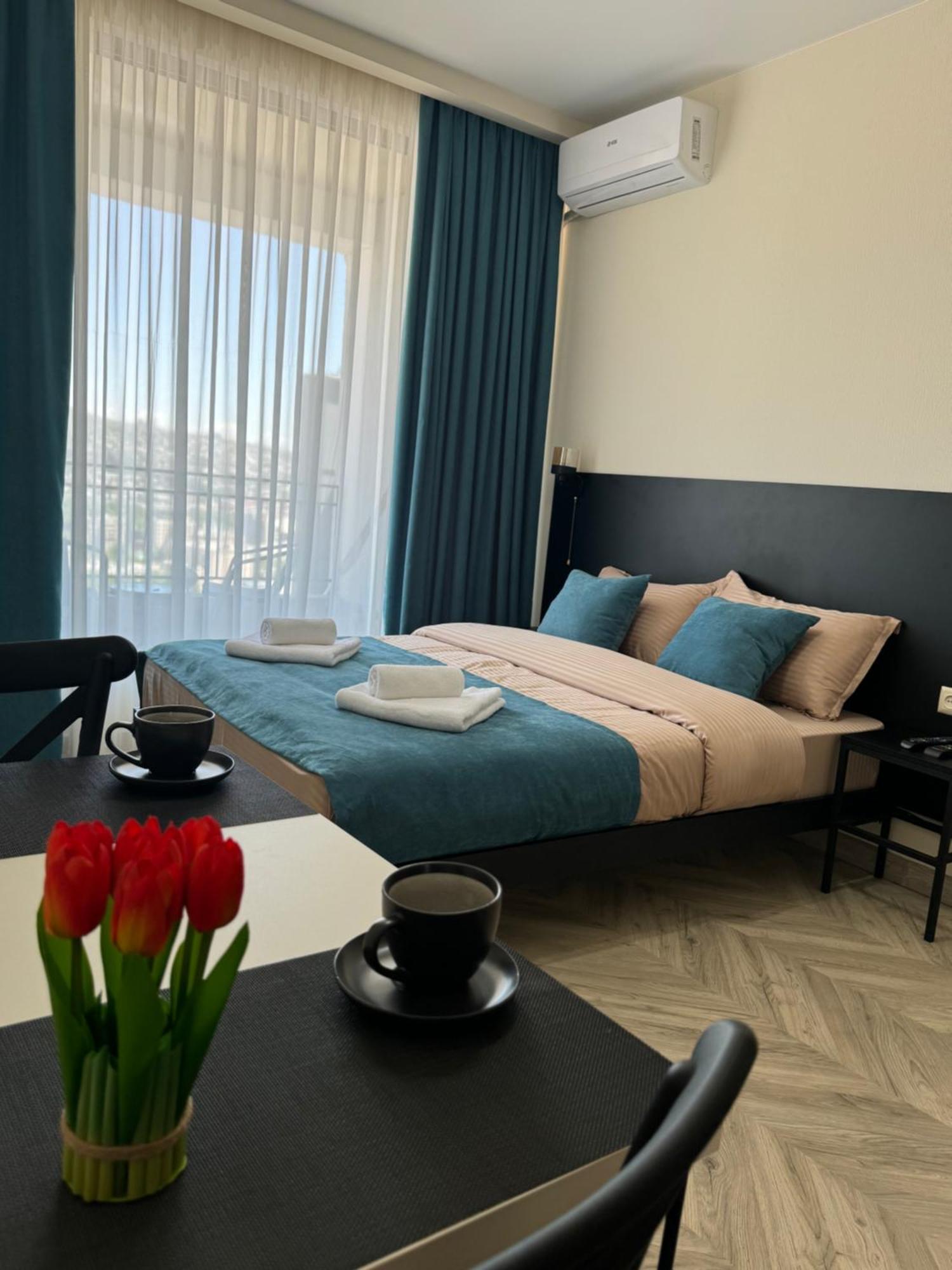 Brothers Apartments With Terrace In Old Tbilisi Exteriör bild