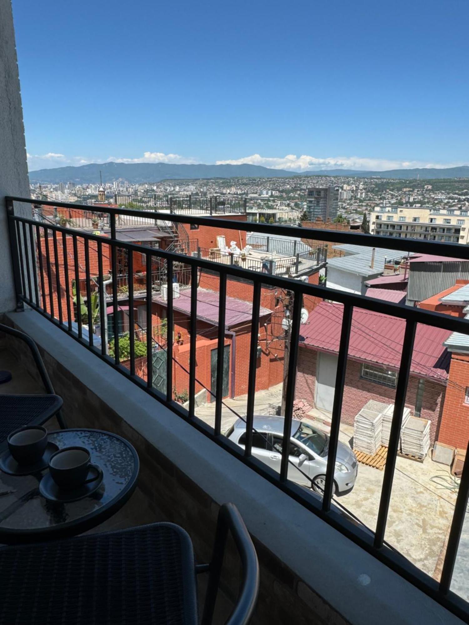 Brothers Apartments With Terrace In Old Tbilisi Exteriör bild