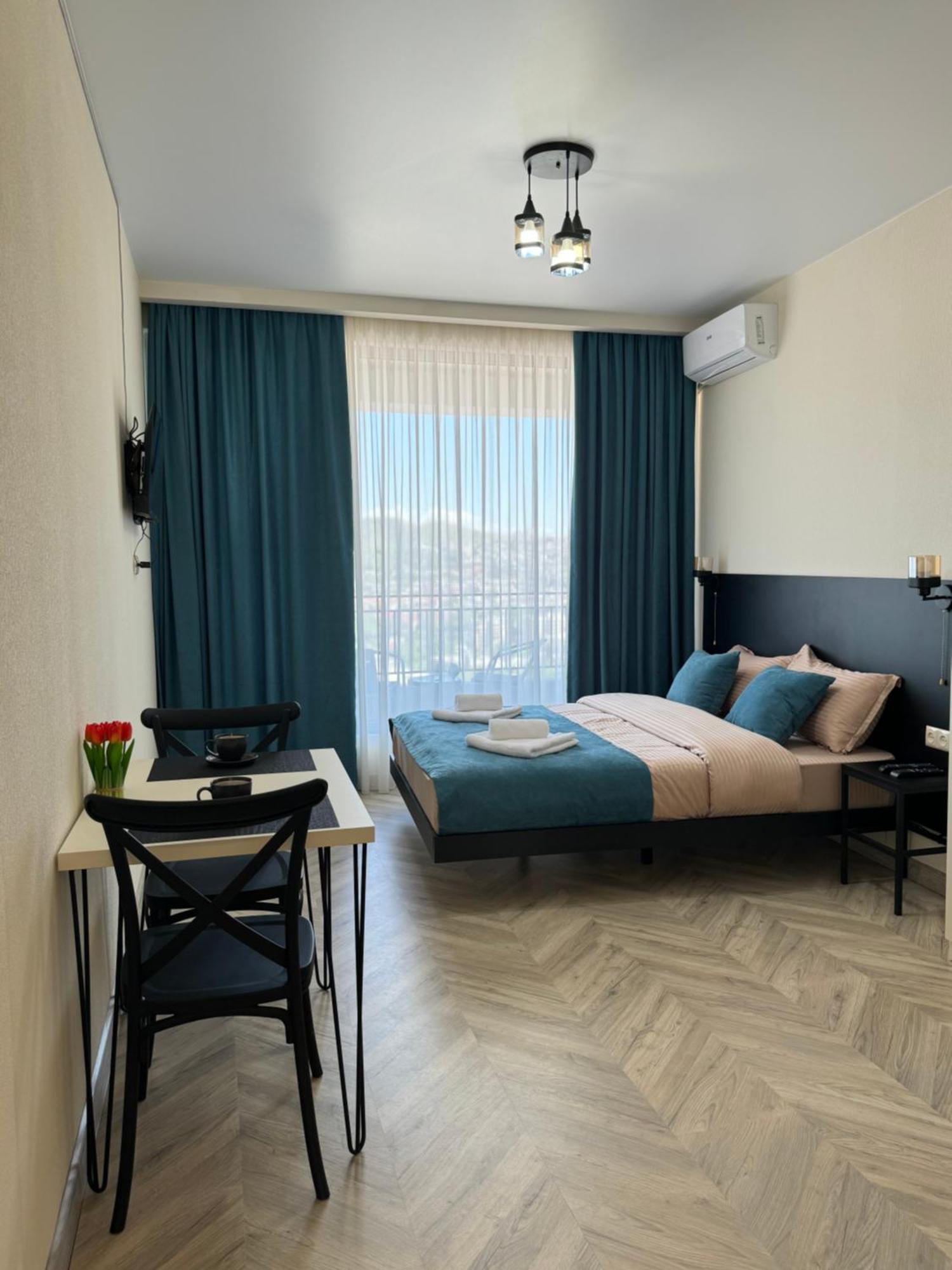 Brothers Apartments With Terrace In Old Tbilisi Exteriör bild